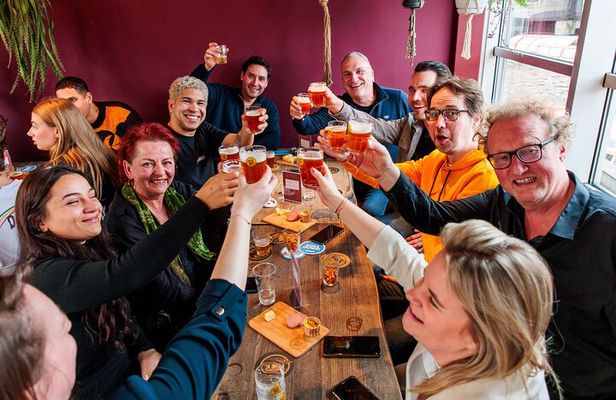Amsterdam Guided Craft Beer Tasting with Cheese & Sausauge