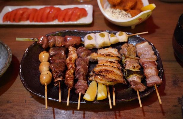 Hidden Gem Food & Whiskey Night Tour near Roppongi