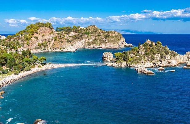 Full Day Shared Tour in Etna and Taormina