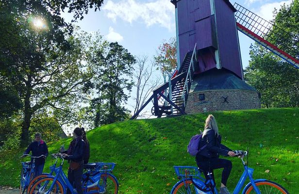 BikeTour Bruges & Damme in Spanish and English