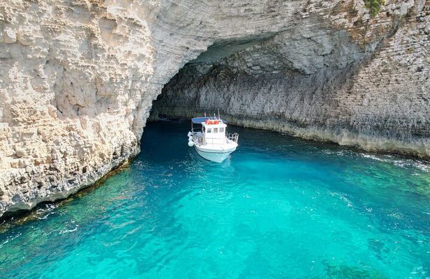 Half Day Blue Lagoon, Comino, Gozo and Malta Private Boat Trip