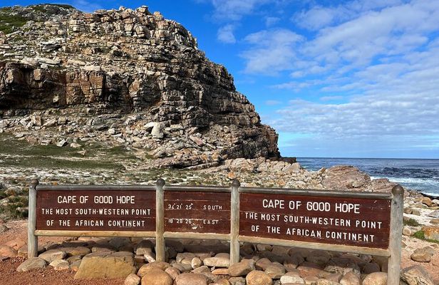 Scheduled Guided Tour to Table Mountain and Cape of Good Hope