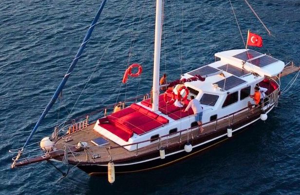 6 Hour Private Shore Excursion To Bodrum with Lunch Included
