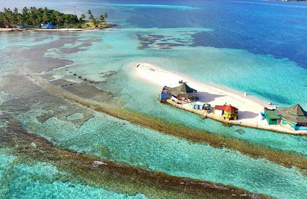 San Andres Combo: Johnny Cay, Aquarium, Bahia and Island Tour