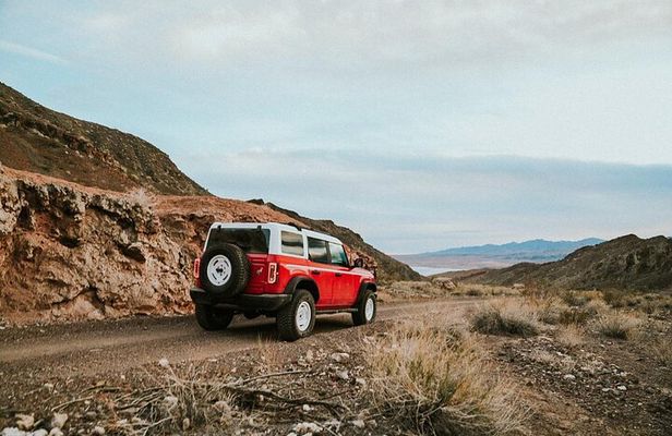 Las Vegas Guided Off-Road Adventure to Boathouse Cove