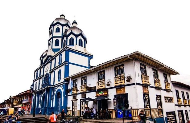 Private Tour to Salento, Cocora Valley and Philandia