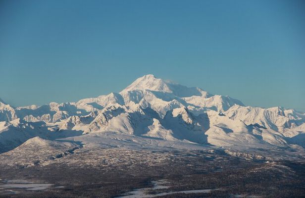 Around The Mountain Flightseeing Tour from Talkeetna