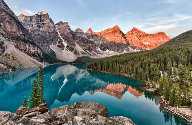 Moraine Lake Sunrise(2hrs) & Lake Louise(2hrs) from Canmore/Banff