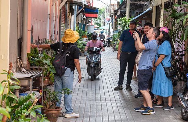Full Day Original Flavors Food Tour in Phetchaburi from Hua Hin