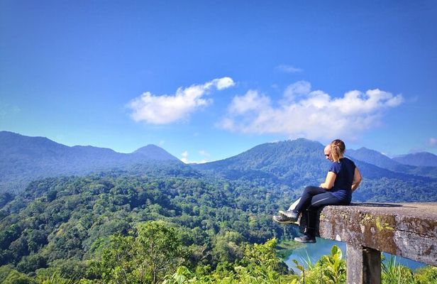 Munduk:Best tour intenery sekumpul & Banyumala waterfalls
