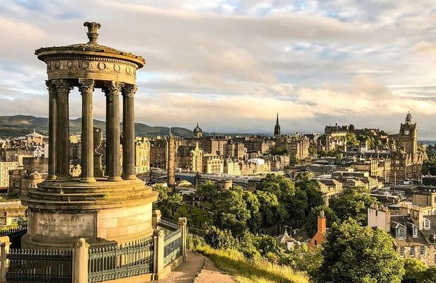 Amitylux Best of Private Edinburgh Walking Tour-3 Hours