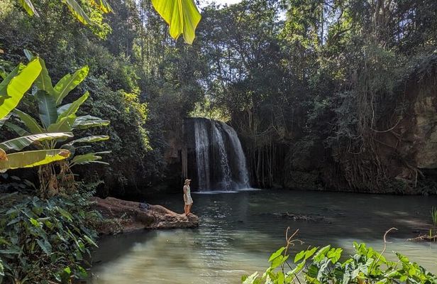 Trip from Nairobi to Muranga with Waterfall Hike and Picnic