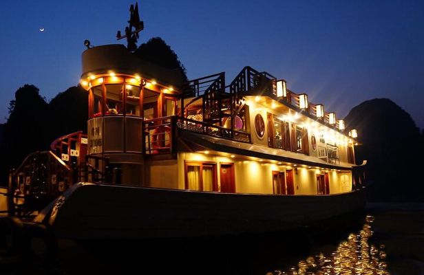 2 Days 1 Night Overnight on Cruise in Halong Bay