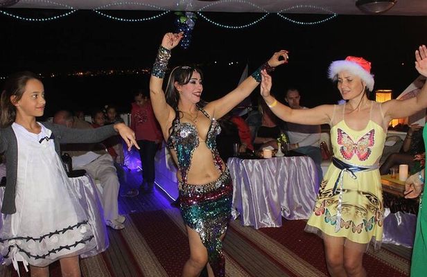 Cairo Nile Dinner Cruise Belly Dancer Tanora Show Dinner Buffet