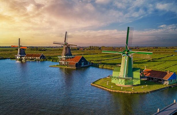 Holland Countryside Private Windmill Tour from Amsterdam
