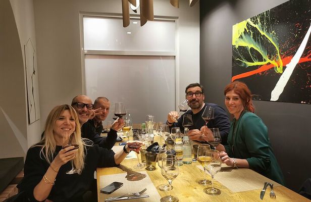 1 hour tasting in Trieste: "Osmiza in the city"