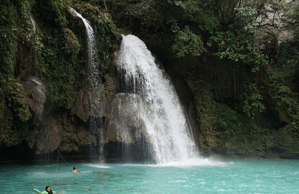 Kawasan Canyoneering and Snorkeling with Sardines with Lunch