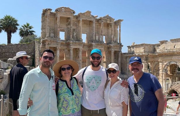 Private or Group: Ephesus, House of Mary WITH ENTRY TICKETS+LUNCH