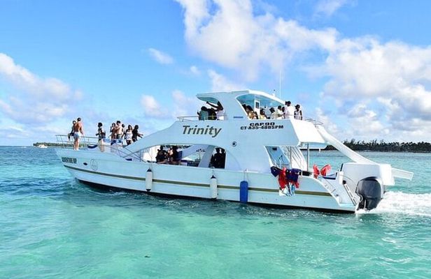Punta Cana Hip Hop Party Boat Adults Only Live DJ & Open Bar