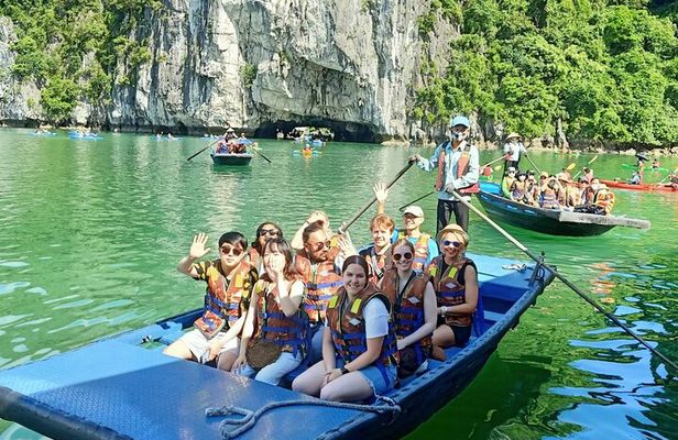 Halong Bay Full-Day Cruise – Kayaking, Swimming, Hiking & Lunch