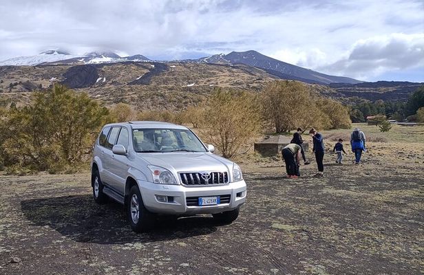 Etna Jeep tour in the morning with light lunch included