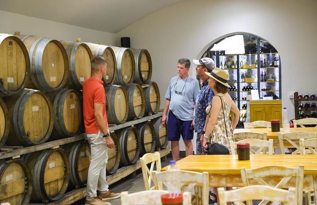 Santorini Wine Stories: Daytime Tour with Tasting & Lunch