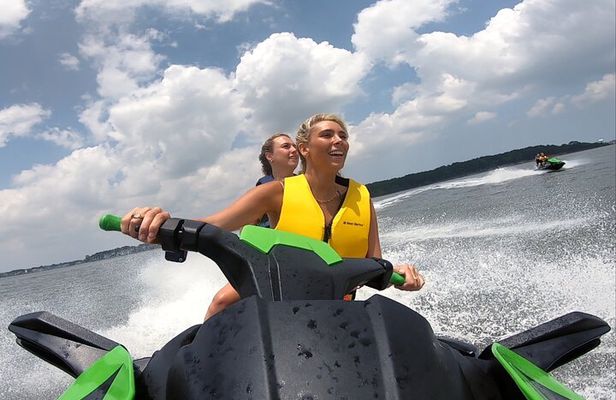 1-Hour Guided Jet Ski Rental & Eco Tour in Chincoteague Island