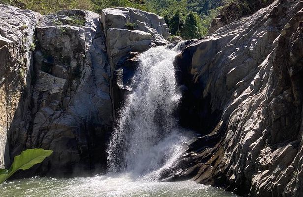 Boat Excursion and Hiking Walk in Quimixto