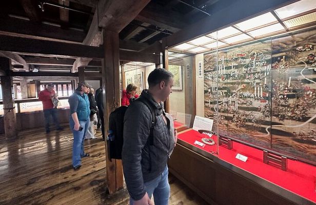 Explore Matsumoto: Castle, Sake & Taste of Local Life