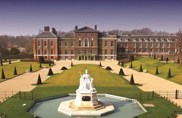 Visit Kensington Palace & Private Westminster Tour