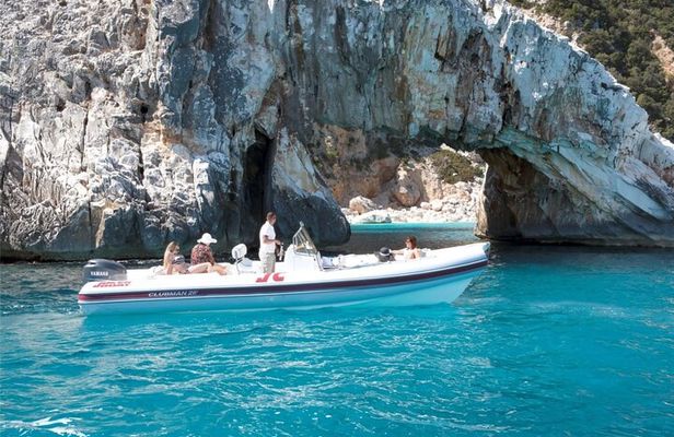 4-hour boat tour of the Amalfi Coast