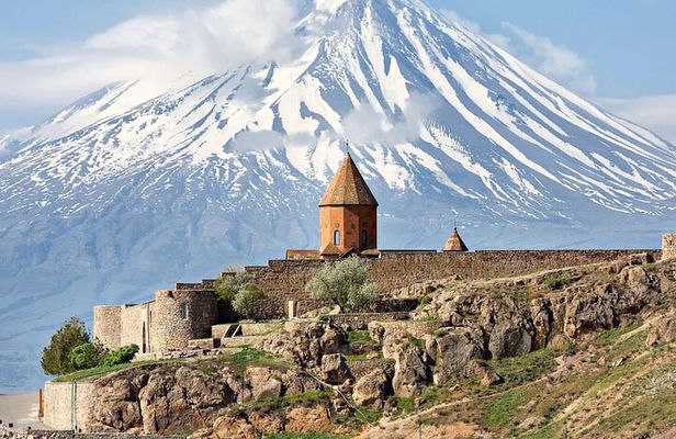 Private Tour to Khor Virap, Echmiadzin, St. Hripsime and St. Gayane, Zvartnots