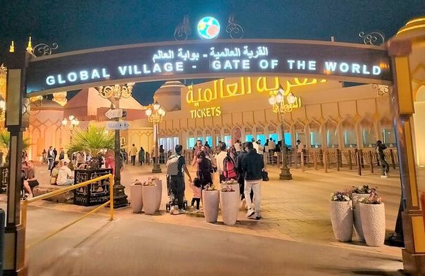 Dubai Miracle Garden & Global Village: Half-Day Guided Tour