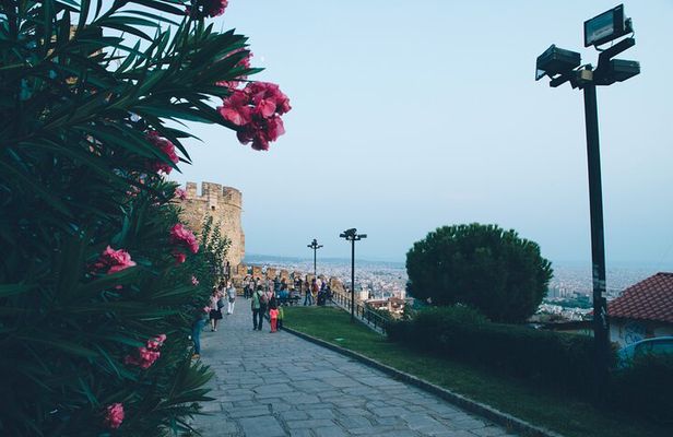 Ano Poli: A walking tour in Thessaloniki's colorful Old Town