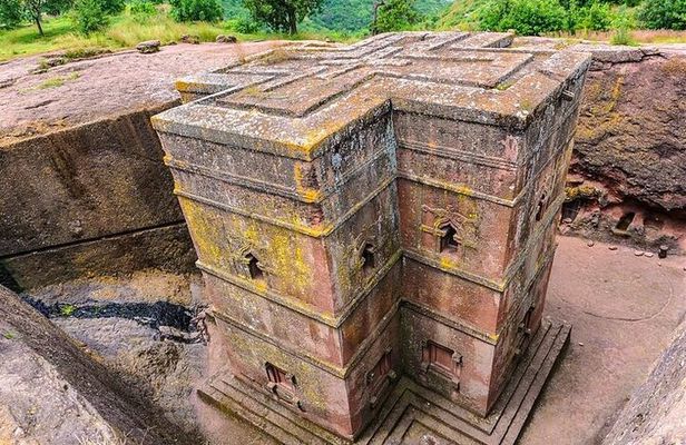 8 Days Lalibela,Danakil Depression and Omo Vally Tours 