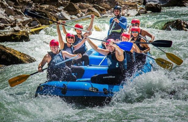 6 Day Tour - Trekking, Rafting, Jeep safari and Canyoning