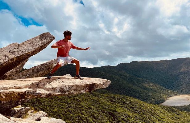 Private Hiking Tour to Lagoinha do Leste