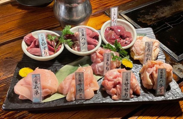 Bar and Izakaya Nighttime Foodie Tour in Kyoto