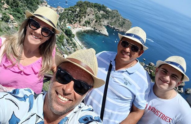 Private tour of Taormina and Castelmola from Messina with cannoli