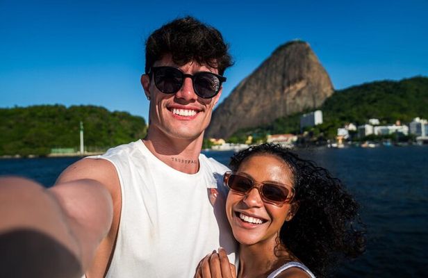 Rio de Janeiro Sightseeing Cruise with Morning and Sunset Option