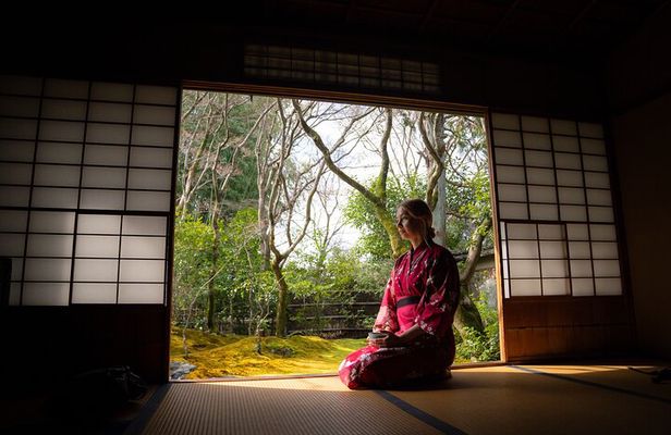 Kyoto: Zen Meditation at a Private Temple with a Monk