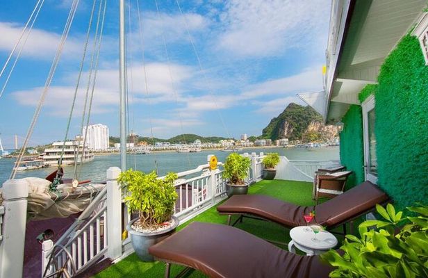 Charming Cruise 2-day Explore Halong Bay from Hanoi