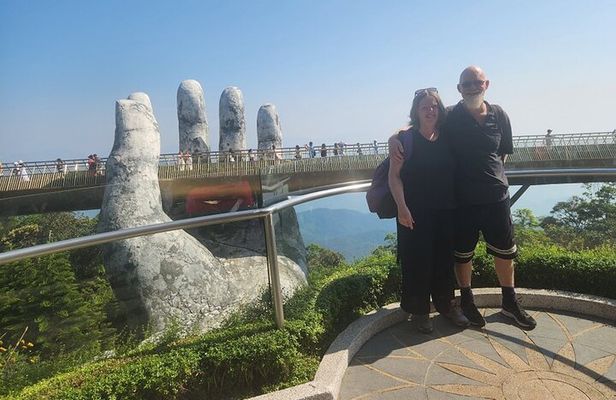 GOLDEN BRIDGE & BA NA HILLS & MARBLE MOUNTAIN-Private Guided Tour