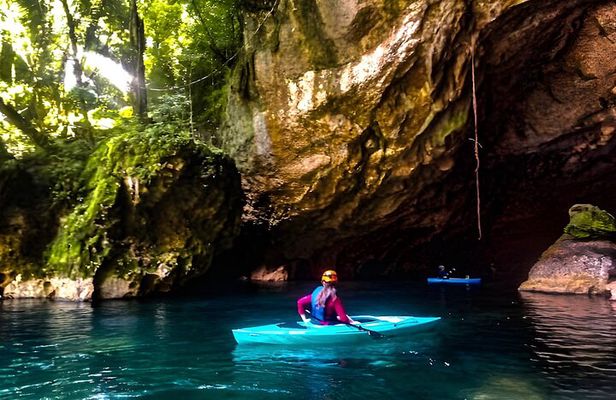 Longest Cave kayaking with Crystal cave swimming combo in Belize