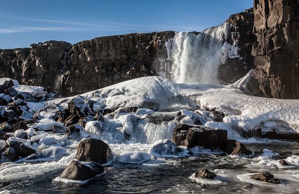 5-Day Northern Lights Hunt & Glacier Lagoon Tour