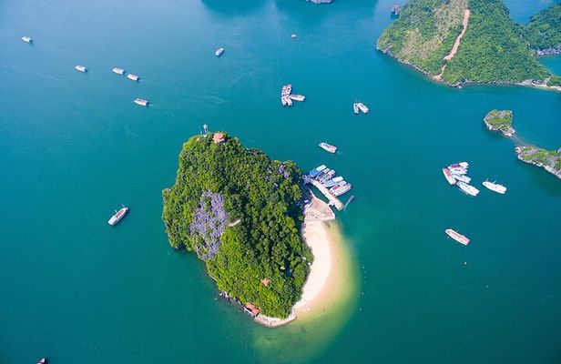 Halong Bay & Lan Ha Bay 3-Day Trip: Meals, Kayak, Caves, Transfer