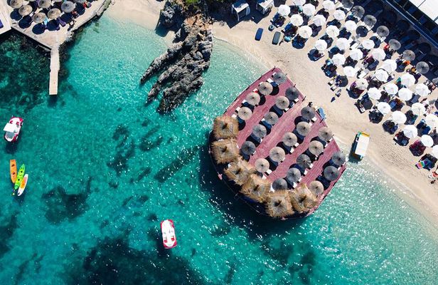 Tirana/Durres: Full Day Shared Tour to Saranda, Ksamil & Blue Eye
