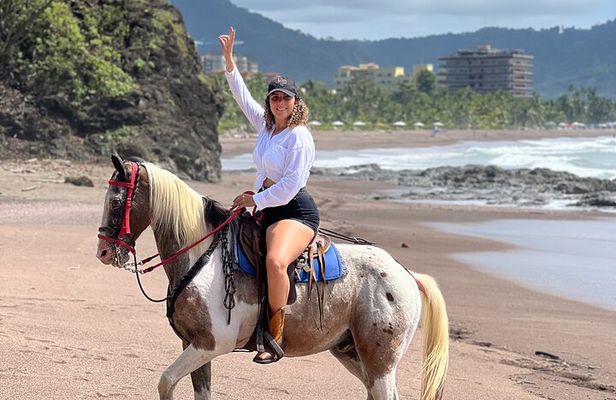 Jaco Beach Horseback Riding Tour