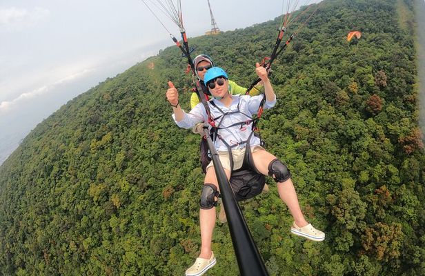 Tandem Paragliding Adventure at Son Tra Danang