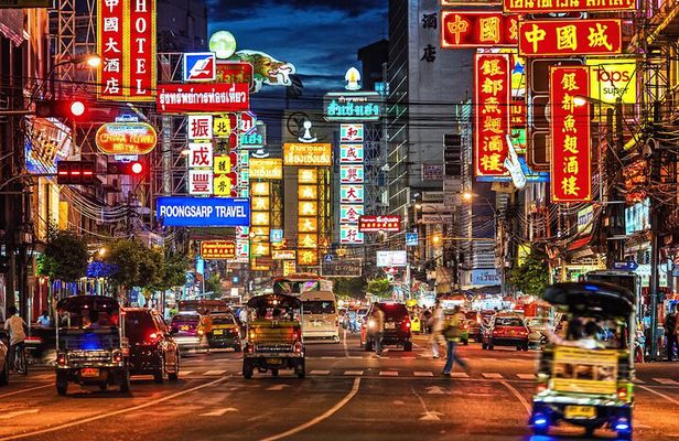 Taste of Bangkok: A 3-Hour Chinatown Food Feast